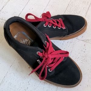 Black Vans Chukka Lows